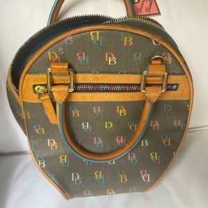 Dooney & Bourke Purse, Great condition.